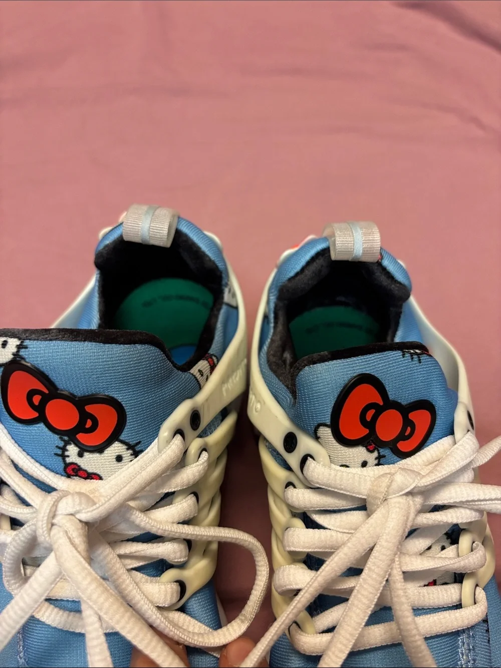 Nike Air Presto x Hello Kitty Sneakers